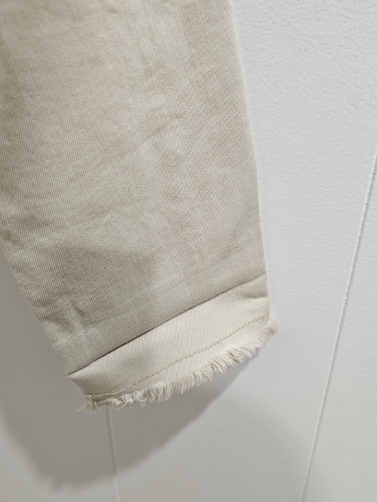 FDJ Cropped Denim Jacket M Beige Frayed Hem Stretch Button Front Casual Chic - Picture 8 of 15